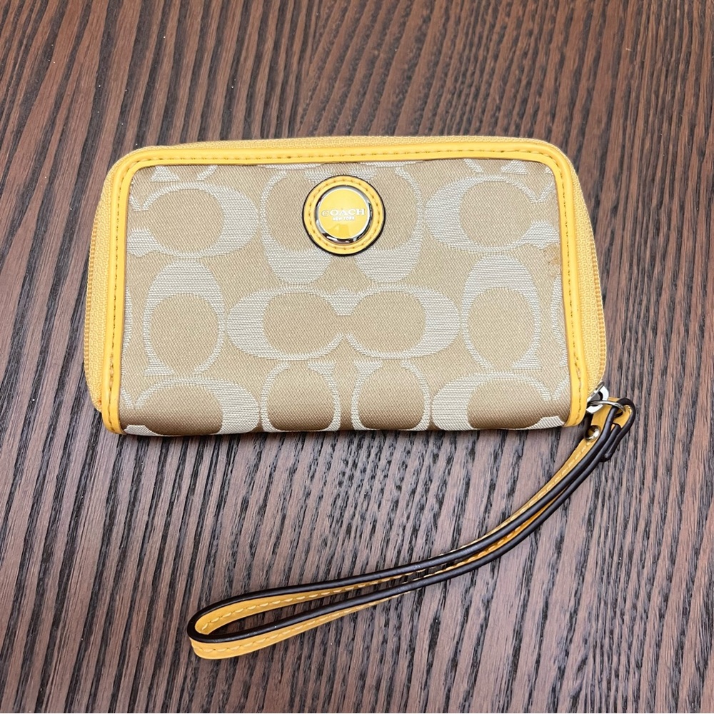 COACH | Yellow and Tan Wristlet Wallet